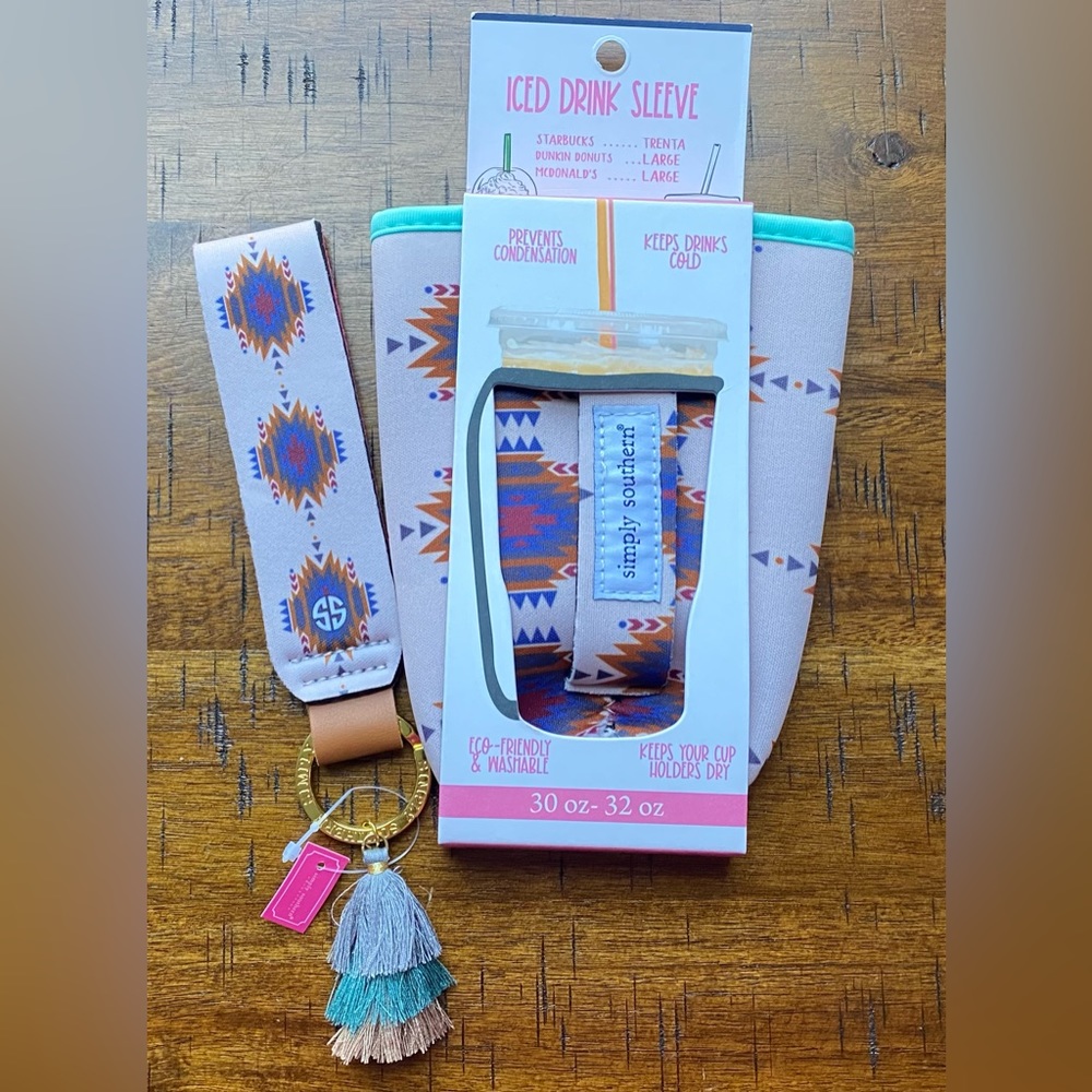 •NEW•Simply Southern Iced Drink Holder with Handle + Key Fob Keychain- ‘TRIBE’ - Picture 1 of 10